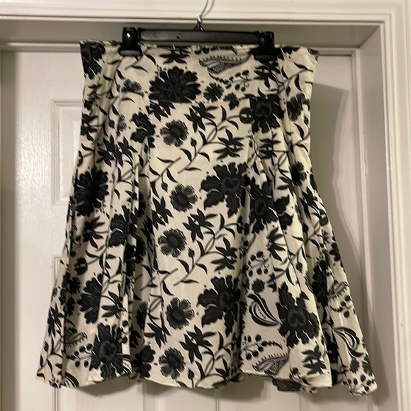 Massimo - oat, black, gray floral print - fitted at top full skirt - Size 12 - Picture 1 of 5